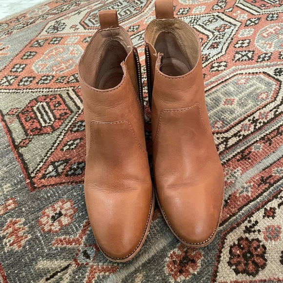 Madewell Brenner Leather Boots - Picture 4 of 6